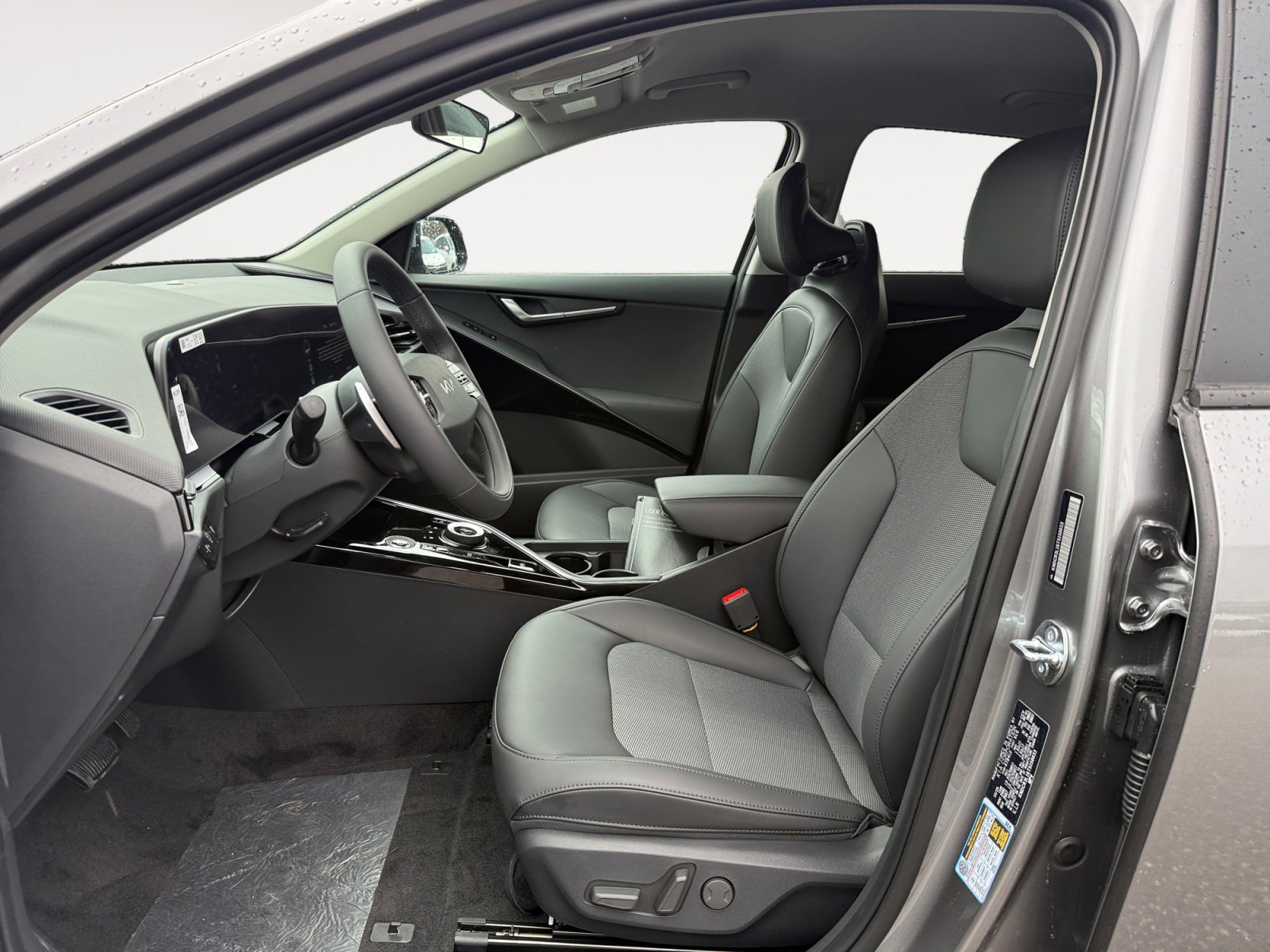 New 2026 Kia Niro Wind image 10