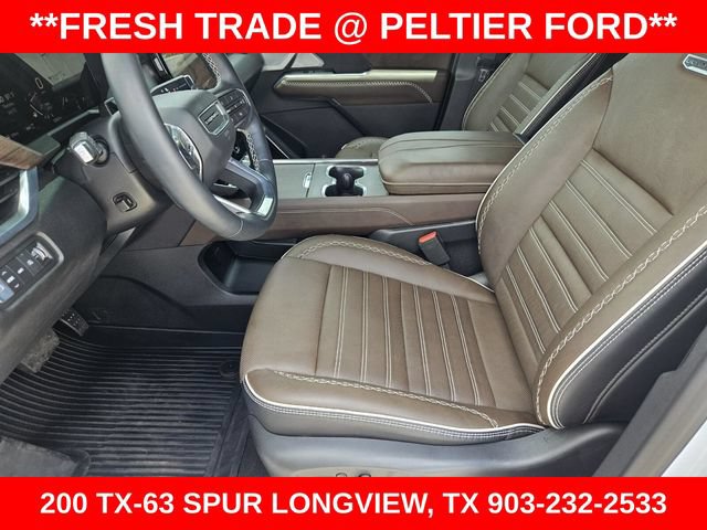 Used 2026 GMC Acadia Denali Ultimate w/ LPO, Floor Liner Package AWD/4WD image 15