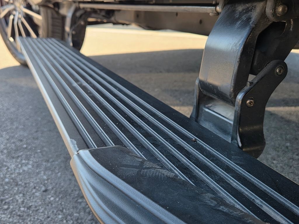 Certified 2024 Lexus GX 550 w/ Accessory Package (Z1) image 35