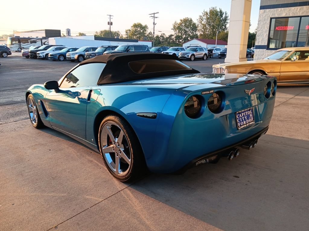 Used 2008 Chevrolet Corvette Convertible w/ Preferred Equipment Group RWD image 8