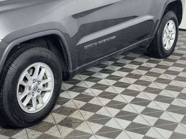 Used 2020 Jeep Grand Cherokee Laredo image 13