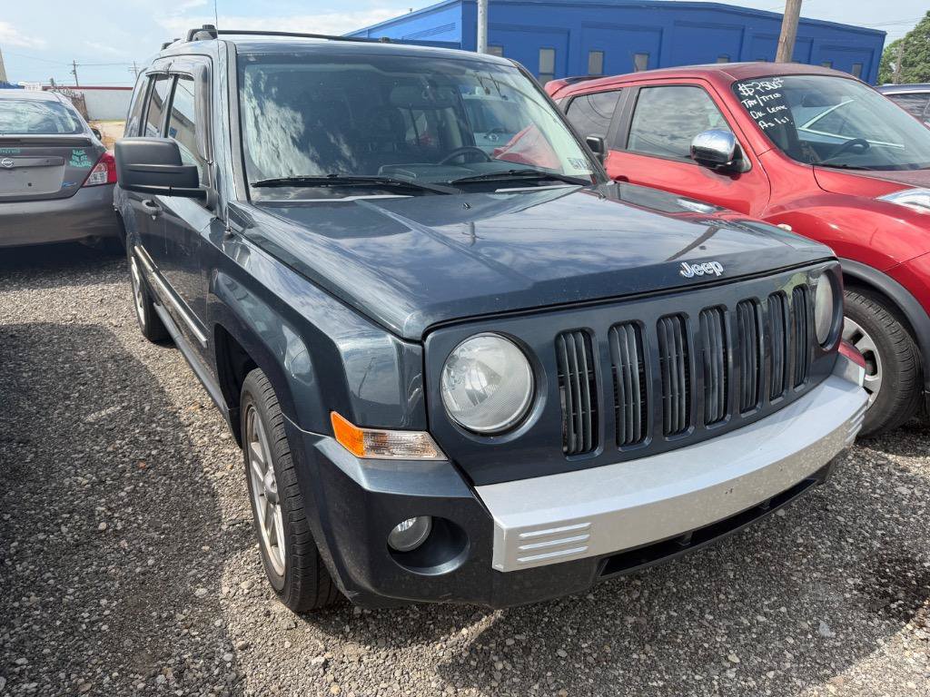 Used 2008 Jeep Patriot Limited AWD/4WD image 2