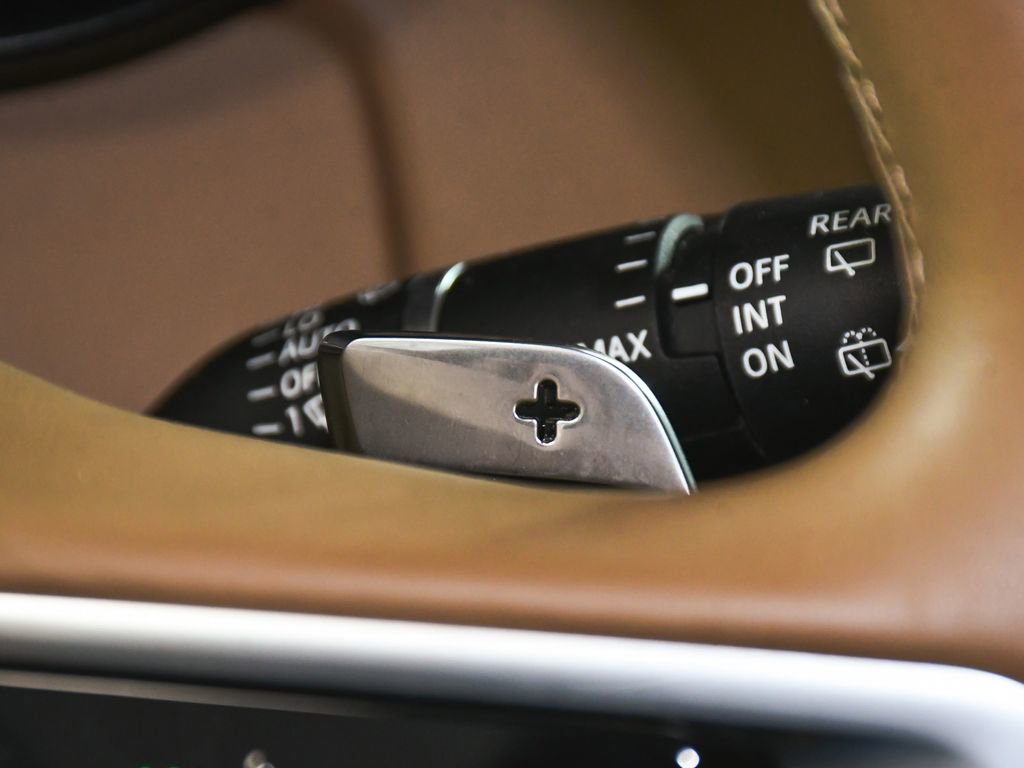 Used 2024 Land Rover Range Rover Autobiography image 46
