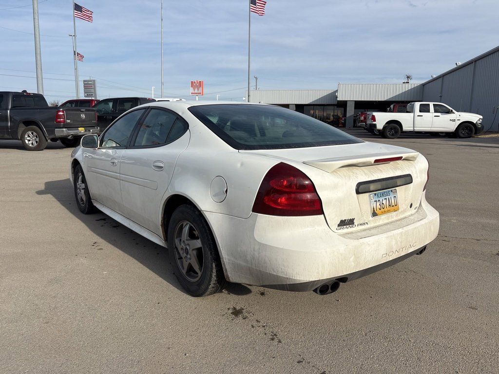 Used 2004 Pontiac Grand Prix GT w/ Drivers Package image 4