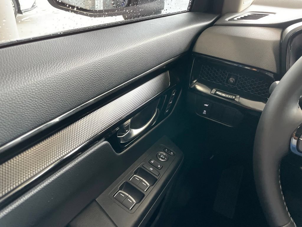 Certified 2025 Honda CR-V EX-L image 23