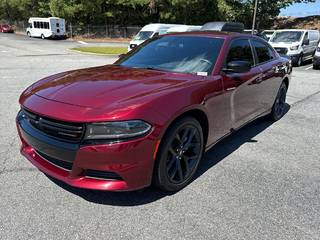 Used 2022 Dodge Charger SXT w/ Blacktop Package RWD image 3