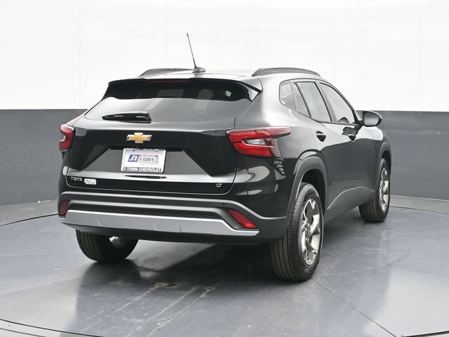 New 2026 Chevrolet Trax LT w/ Driver Confidence Package FWD image 9