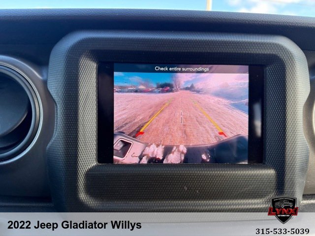 Used 2022 Jeep Gladiator Willys AWD/4WD image 14