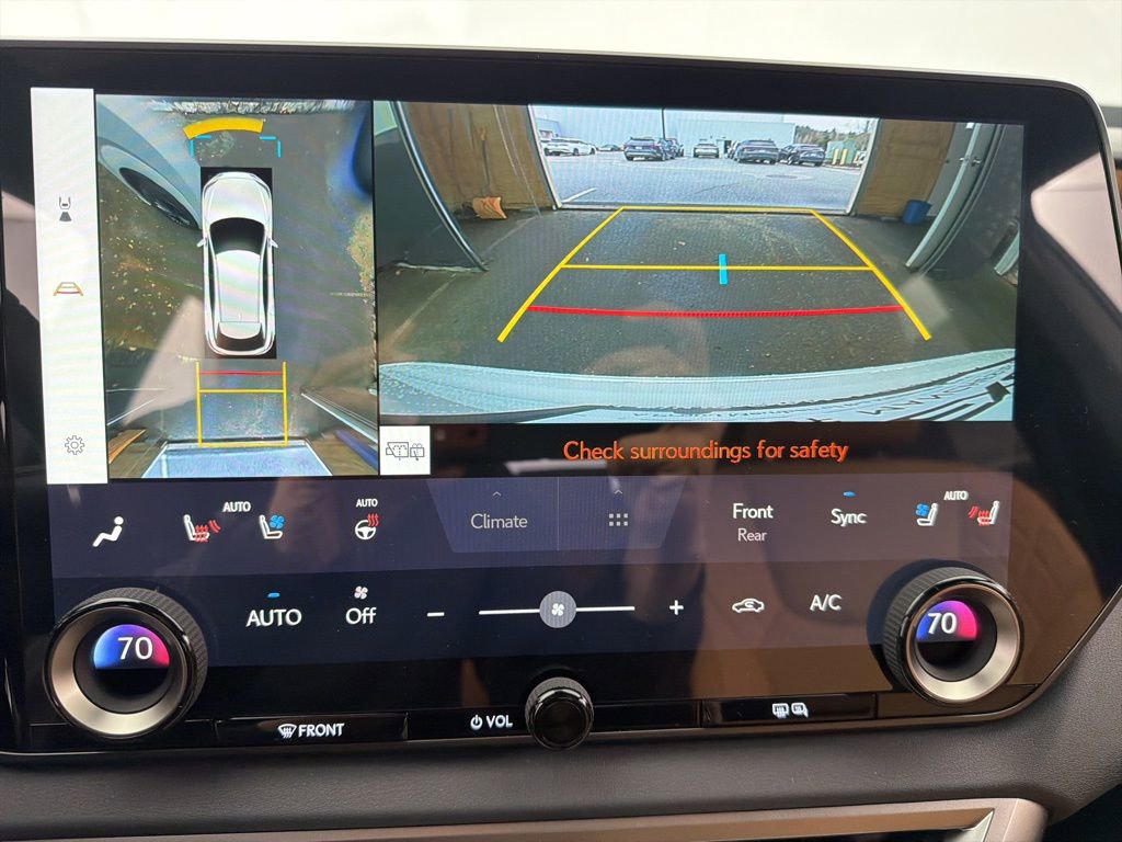 New 2026 Lexus RX 450h AWD image 12