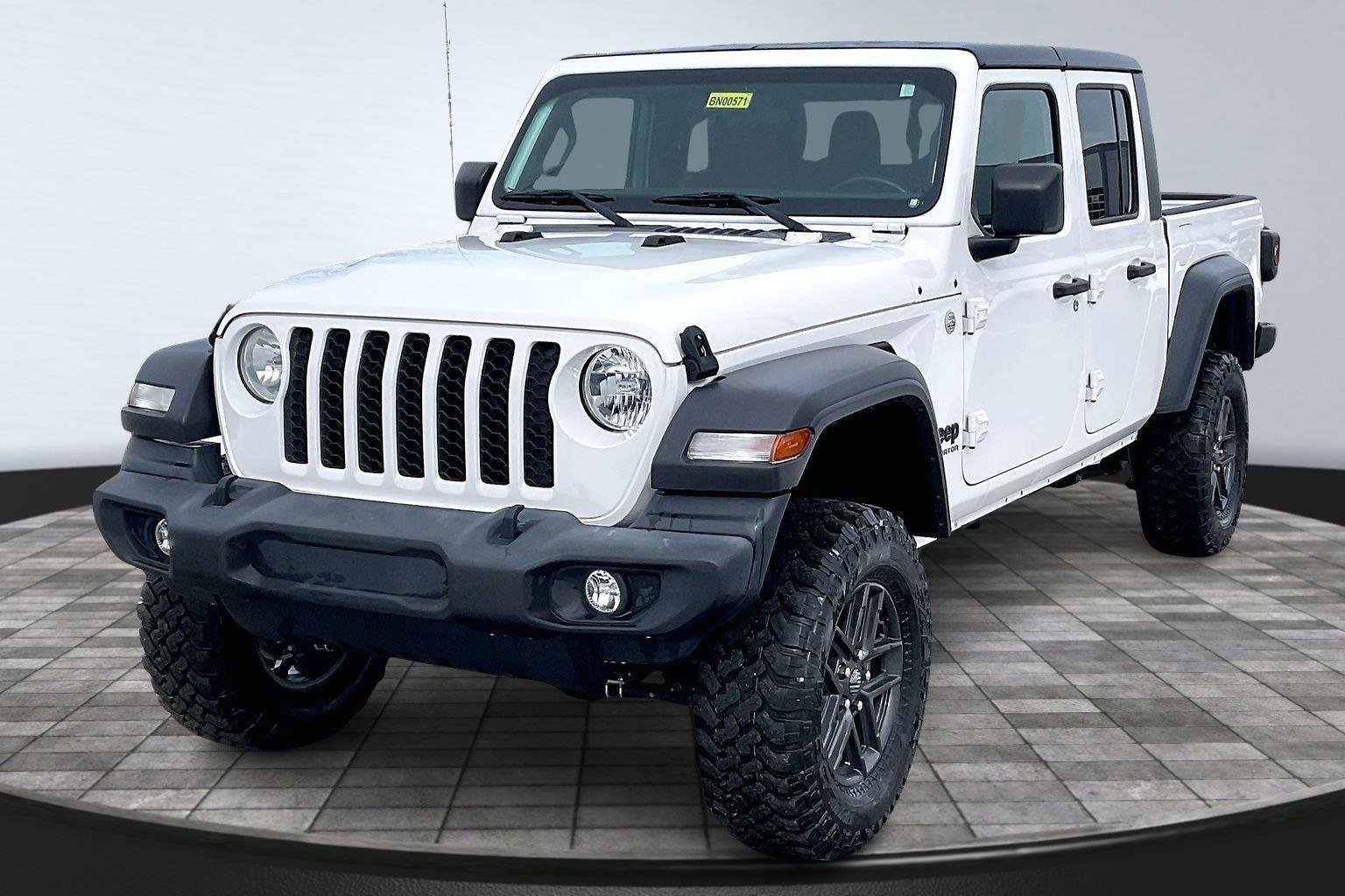 Used 2020 Jeep Gladiator Sport w/ Quick Order Package 24S image 12