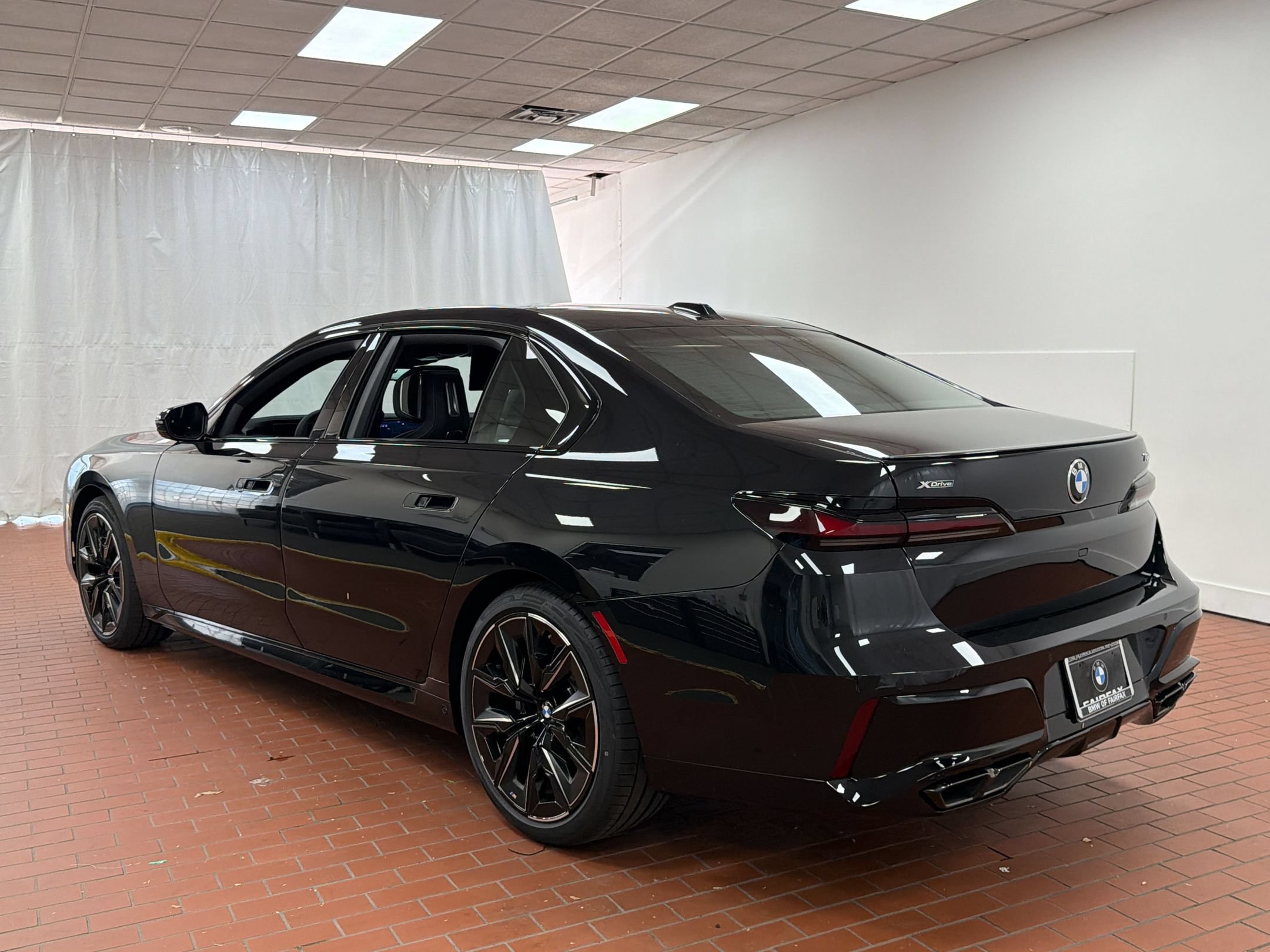 New 2026 BMW 760i xDrive w/ Executive Package AWD/4WD image 3
