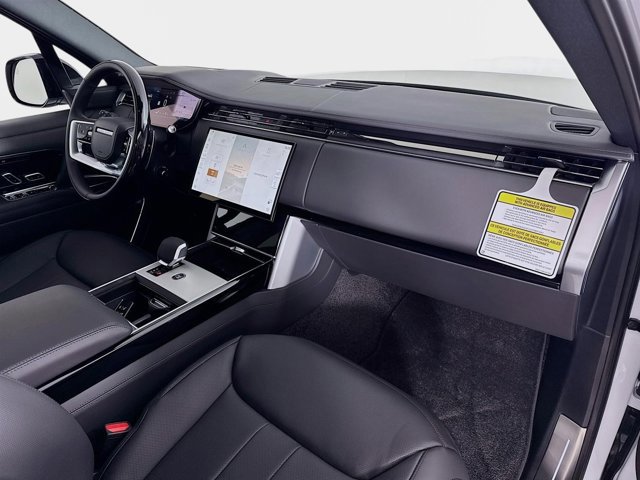 New 2026 Land Rover Range Rover Long Wheelbase SE image 31