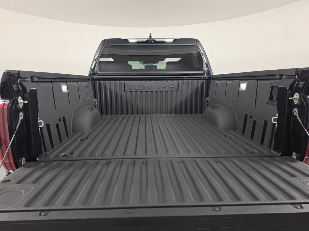 Used 2023 Toyota Tundra Platinum AWD/4WD image 32