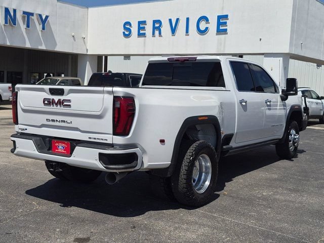 Used 2024 GMC Sierra 3500 Denali w/ Denali Reserve Package AWD/4WD image 6