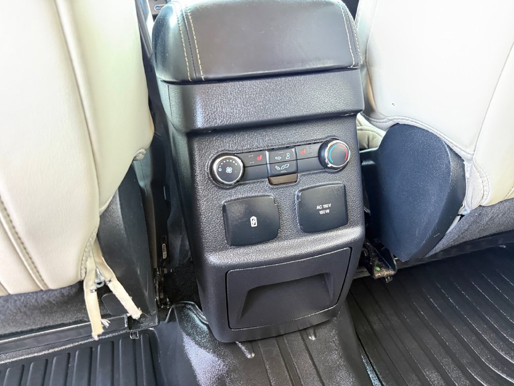 Used 2019 Ford Explorer Platinum AWD/4WD image 16