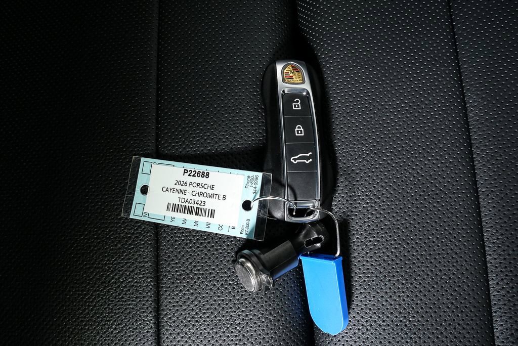 New 2026 Porsche Cayenne image 28