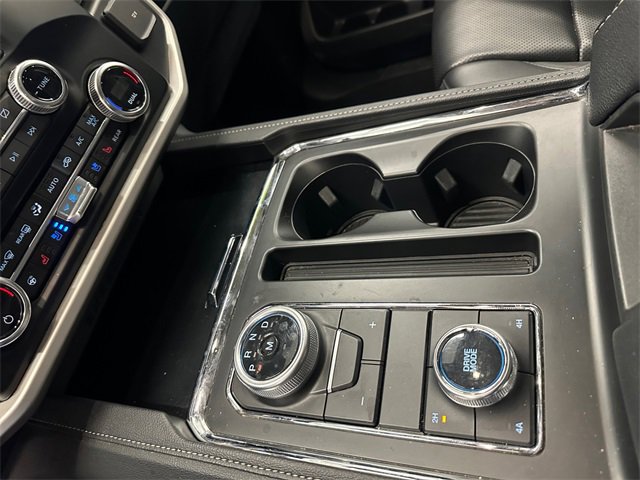 Used 2024 Ford Expedition Max XLT image 37