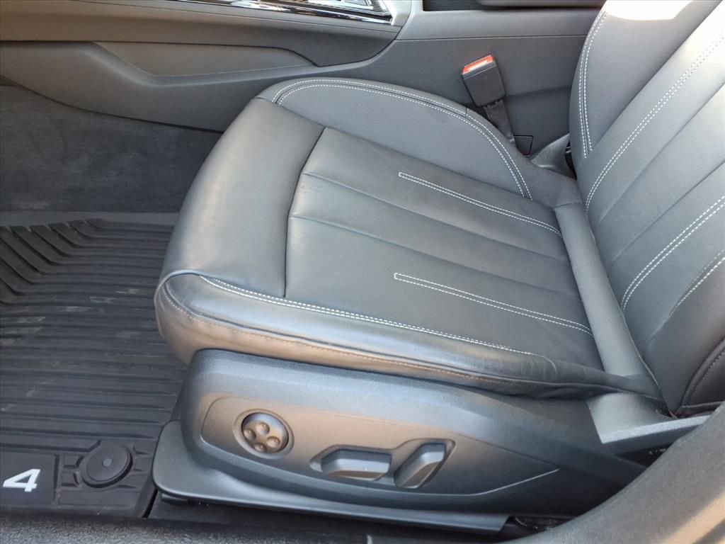 Used 2021 Audi A4 2.0T Premium image 18