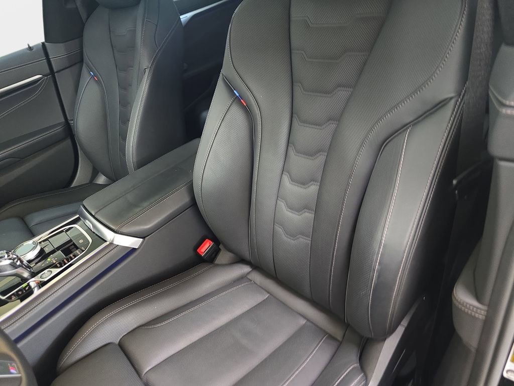 Used 2026 BMW 840i w/ M Sport Professional Package image 17