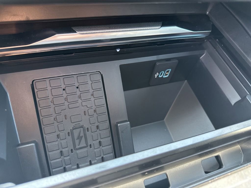 New 2026 Ford F350 Platinum image 37