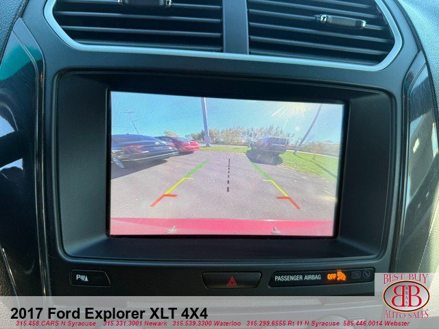 Used 2017 Ford Explorer XLT w/ Equipment Group 202A AWD/4WD image 27