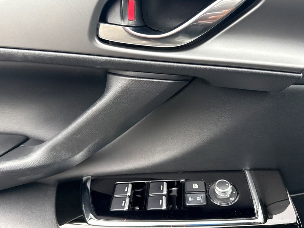 Used 2023 MAZDA CX-9 Touring image 23