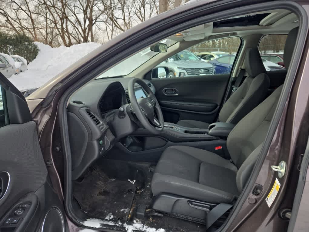 Used 2019 Honda HR-V EX image 11