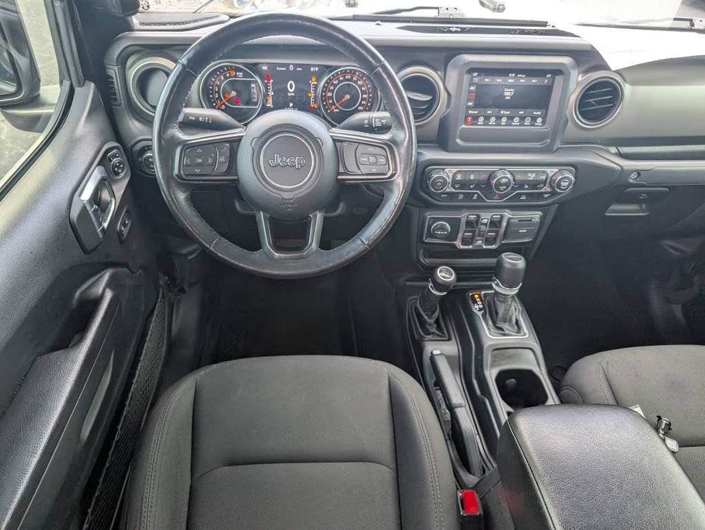Used 2022 Jeep Gladiator Willys image 10