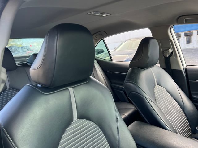 Used 2020 Toyota Camry SE image 28