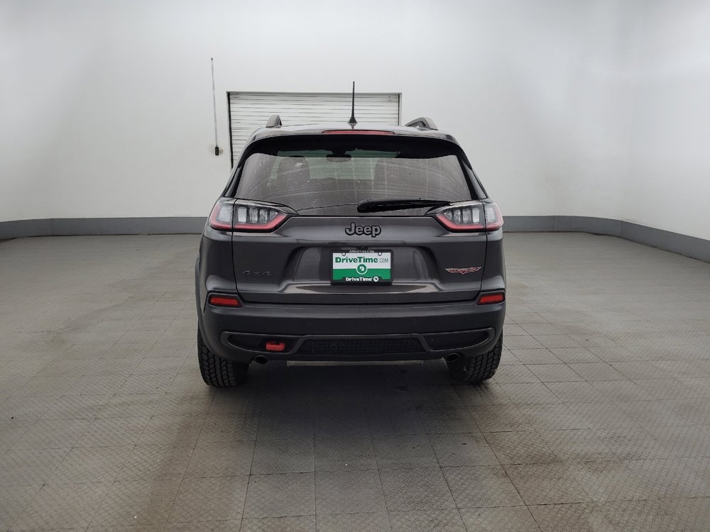 Used 2019 Jeep Cherokee Trailhawk image 6