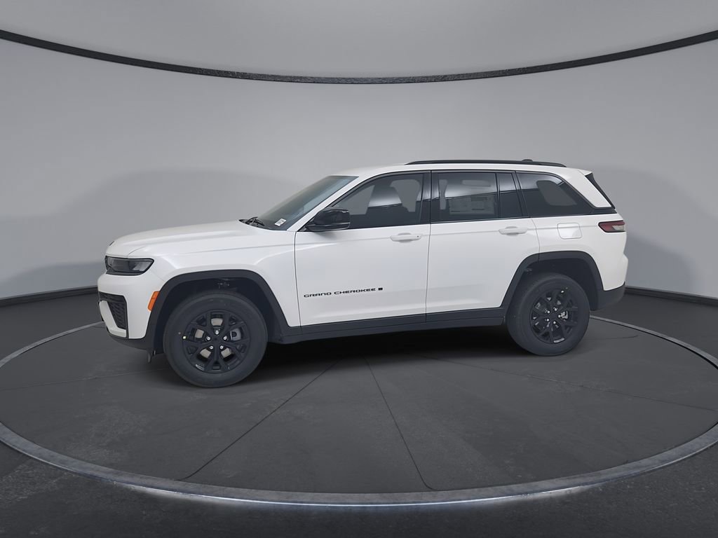 New 2026 Jeep Grand Cherokee Laredo image 7