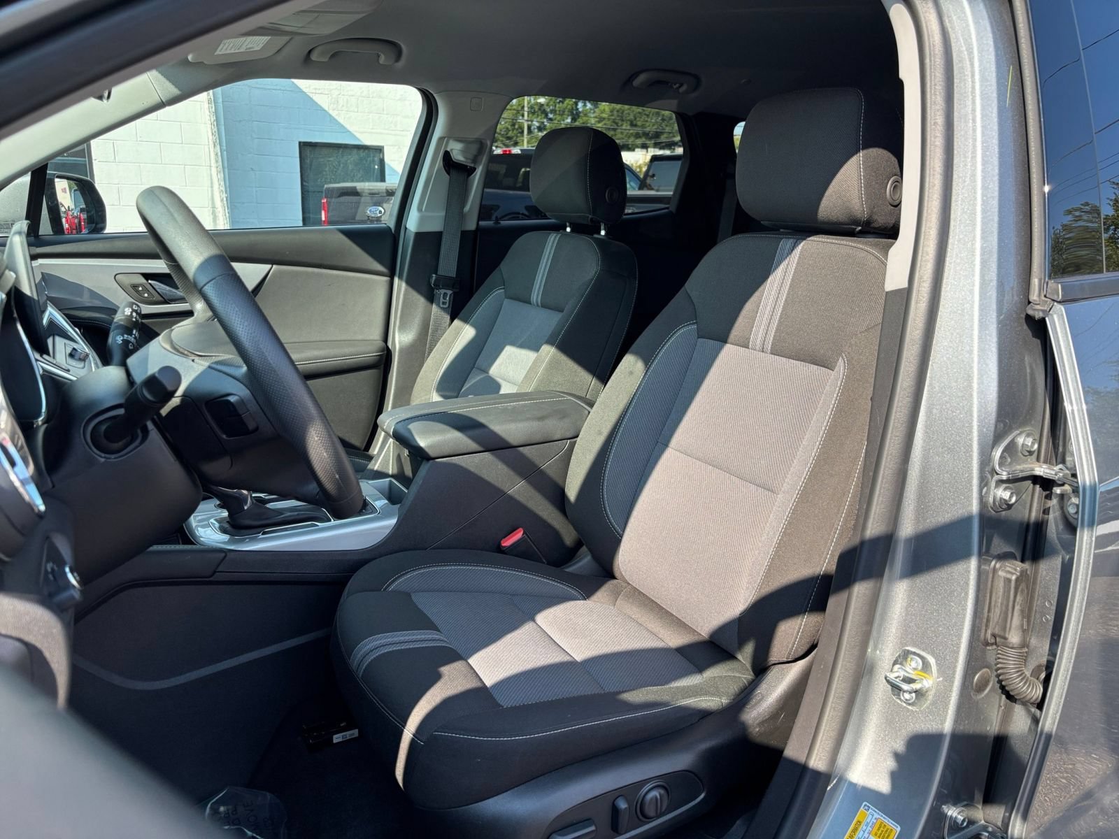 Used 2026 Chevrolet Blazer LT FWD image 36