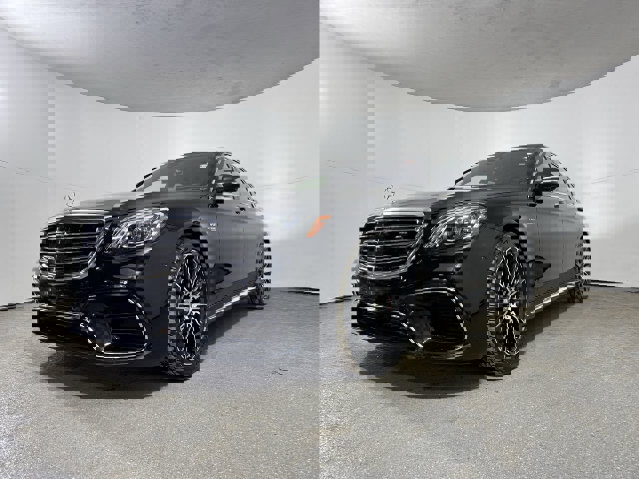 Used 2018 Mercedes-Benz S 63 AMG S 4MATIC Sedan image 30