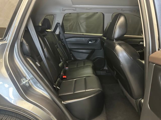 Used 2023 Nissan Rogue SV w/ SV Premium B Package AWD/4WD image 17