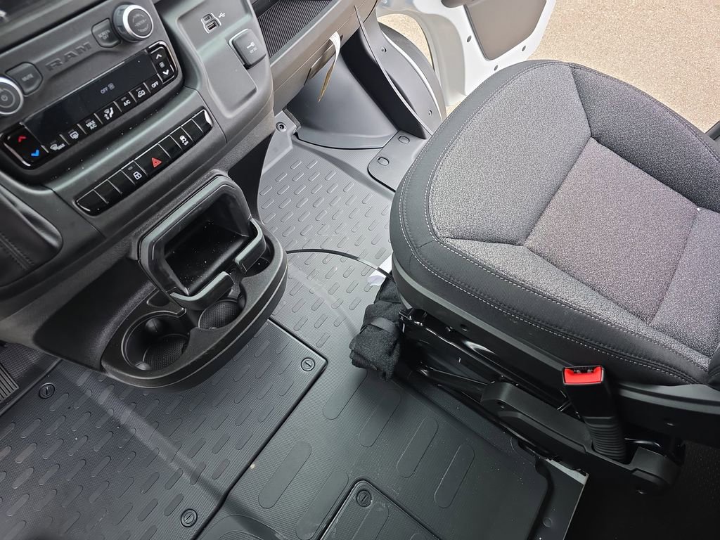 New 2026 RAM ProMaster 2500 w/ Convenience Group image 22