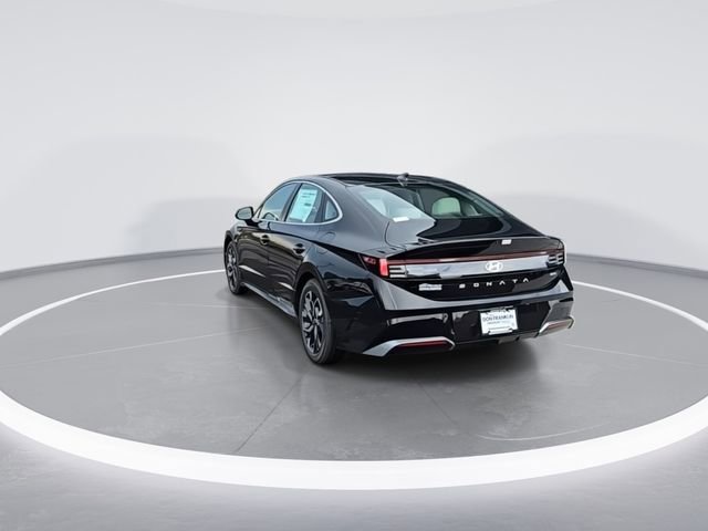 Certified 2025 Hyundai Sonata SEL image 8
