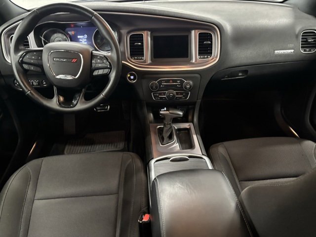 Used 2019 Dodge Charger SXT image 11