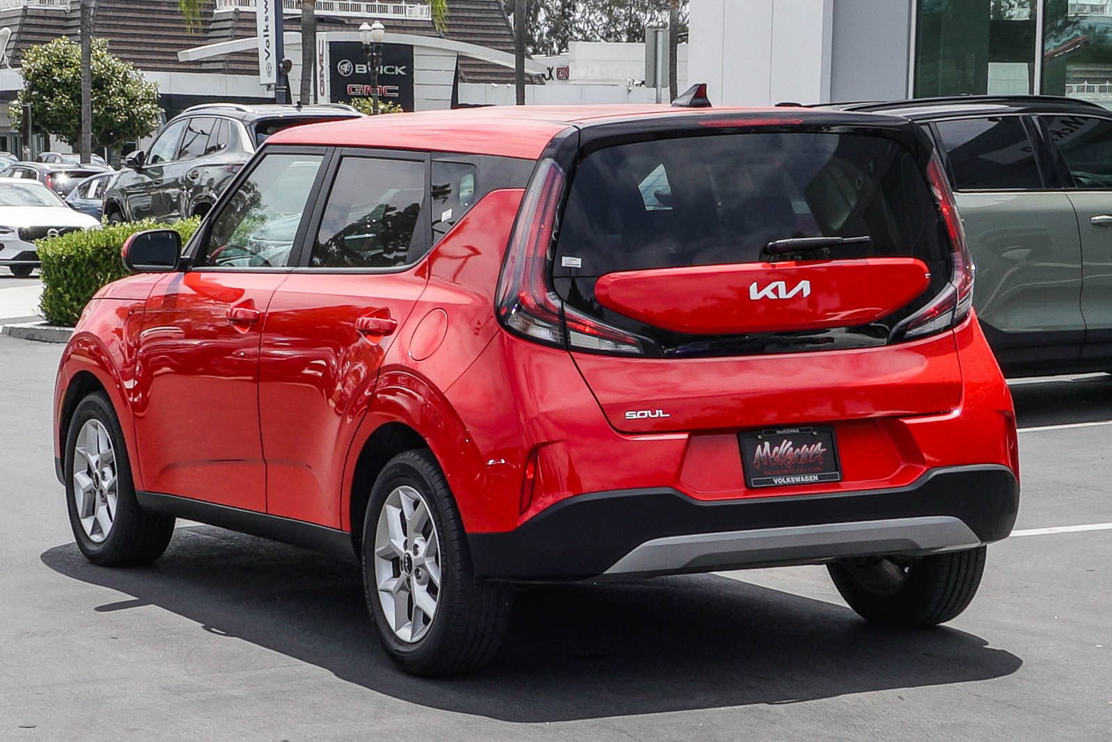 Used 2024 Kia Soul LX w/ Option Group 015 FWD image 8