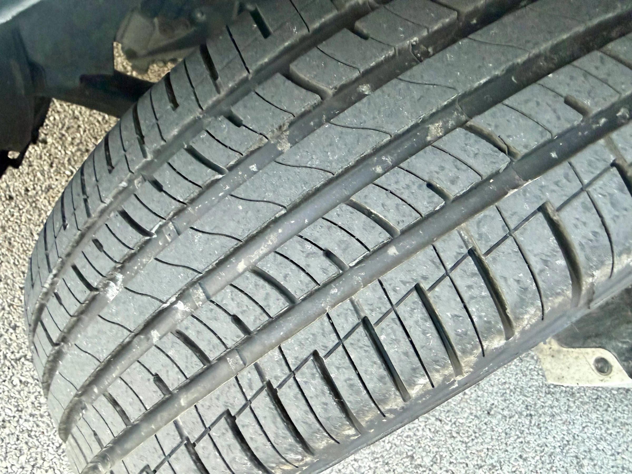 Used 2018 Toyota Avalon Limited image 41