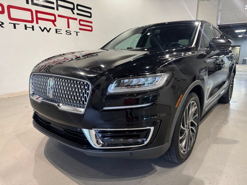Used 2020 Lincoln Nautilus Reserve FWD image 2