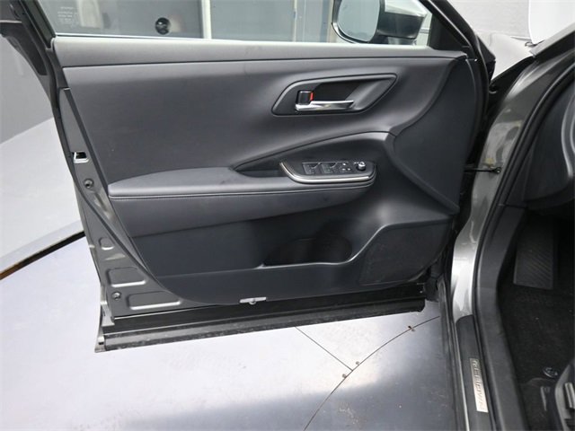 Used 2023 Toyota Crown XLE image 17