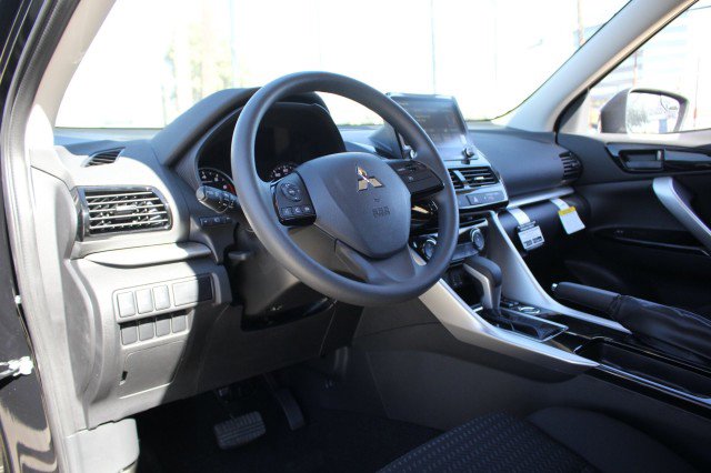 New 2026 Mitsubishi Eclipse Cross LE image 4