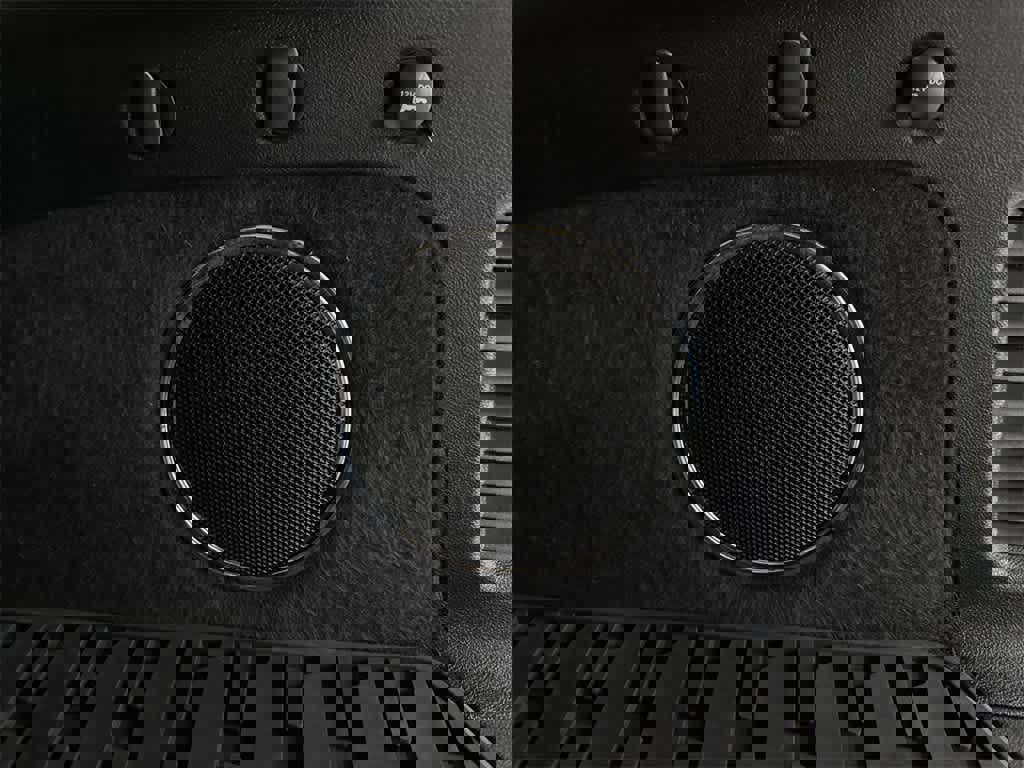 Used 2019 Jeep Grand Cherokee Overland image 28