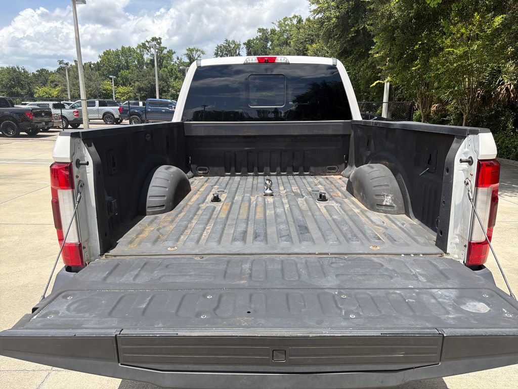 Used 2019 Ford F250 Lariat w/ Lariat Ultimate Package AWD/4WD image 31