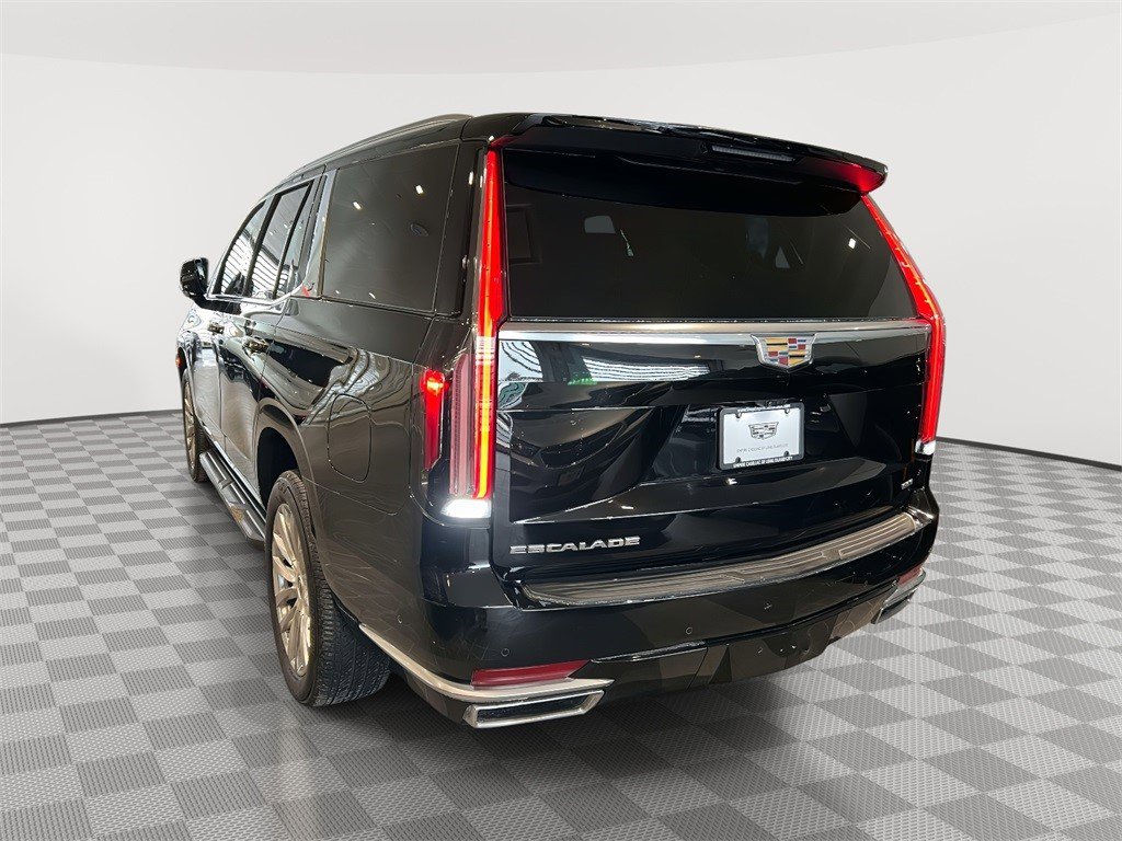 Certified 2024 Cadillac Escalade Premium Luxury image 5