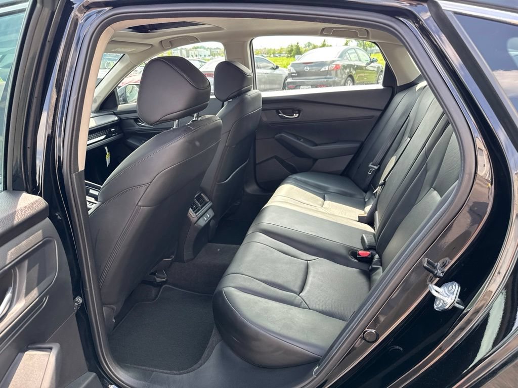 Used 2025 Honda Accord EX-L image 33