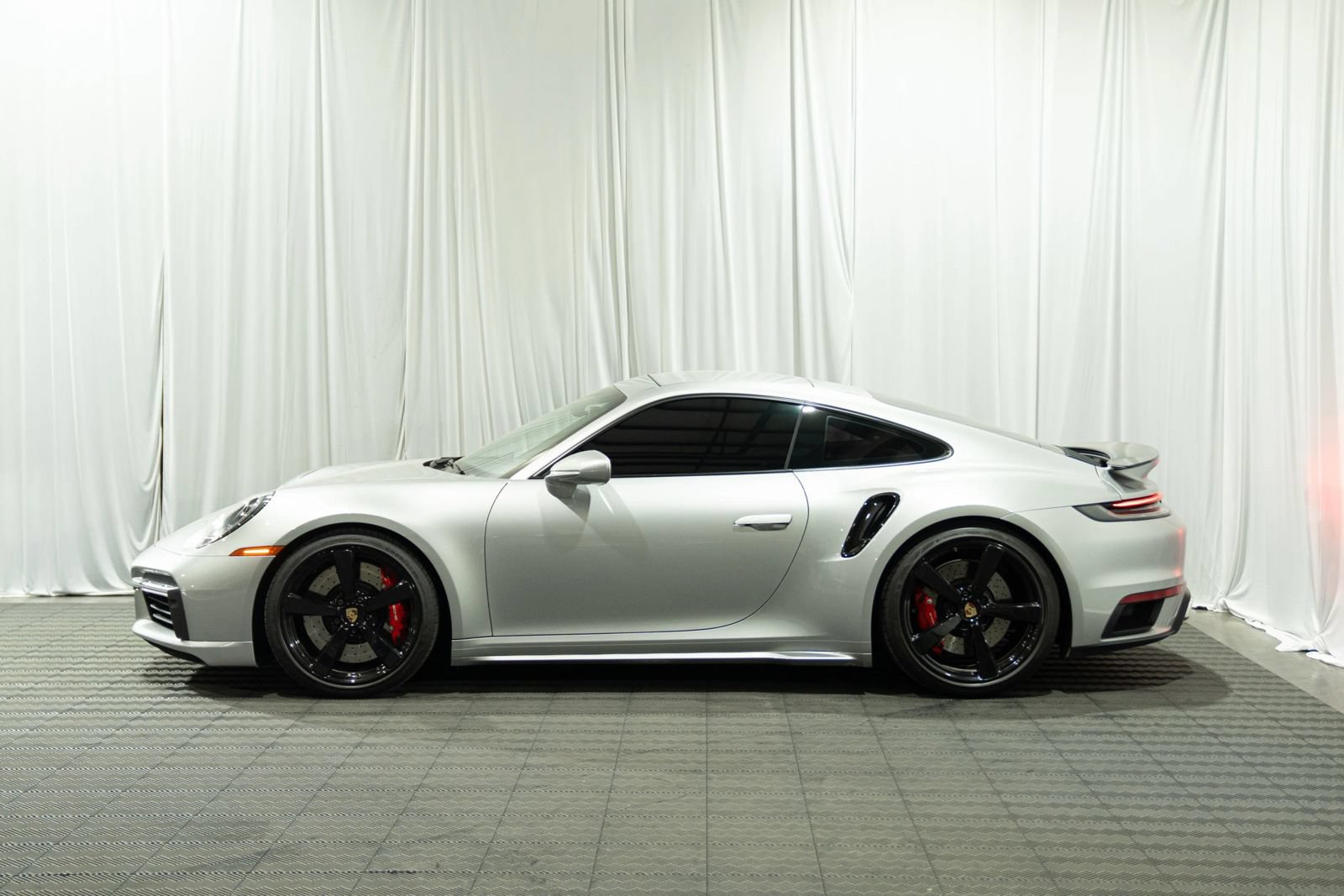 Used 2024 Porsche 911 Turbo AWD/4WD image 7