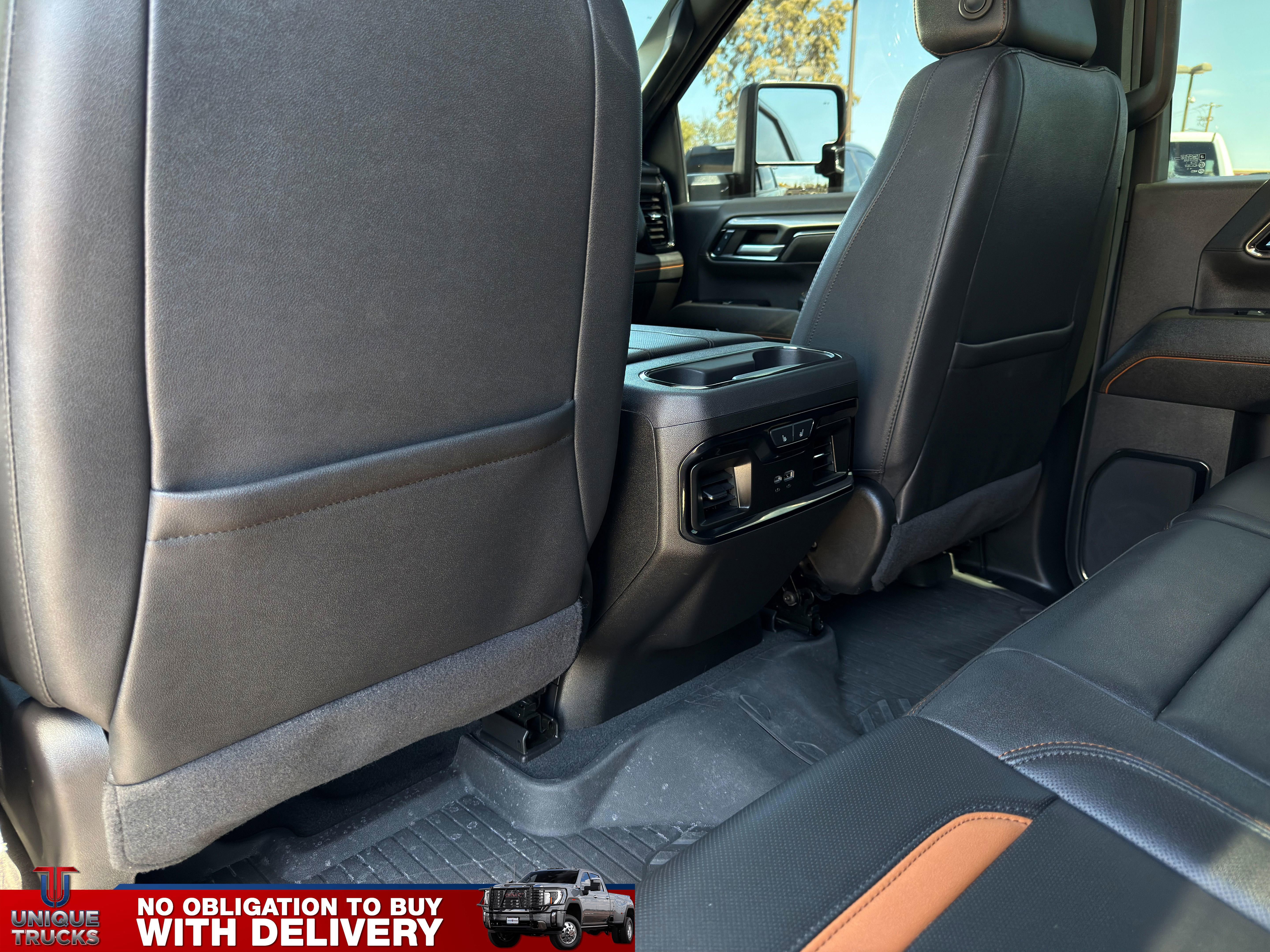 Used 2024 GMC Sierra 2500 AT4 w/ AT4 Premium Plus Package AWD/4WD image 21