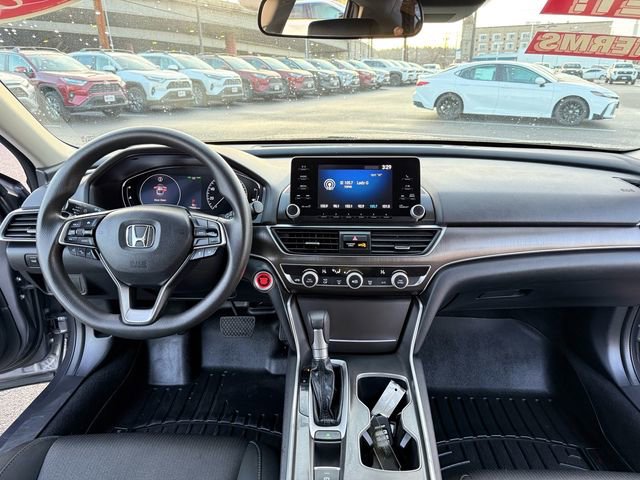 Used 2018 Honda Accord LX image 9