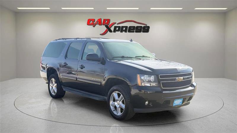 Used 2012 Chevrolet Suburban LT w/ Luxury Package image 6